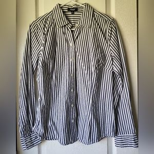 Woman's Button Down Shirt Size 8